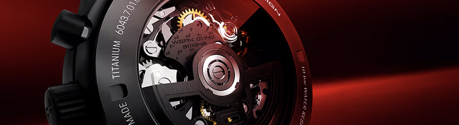 Detalle de la trasera de un reloj Porsche Design Chronograph